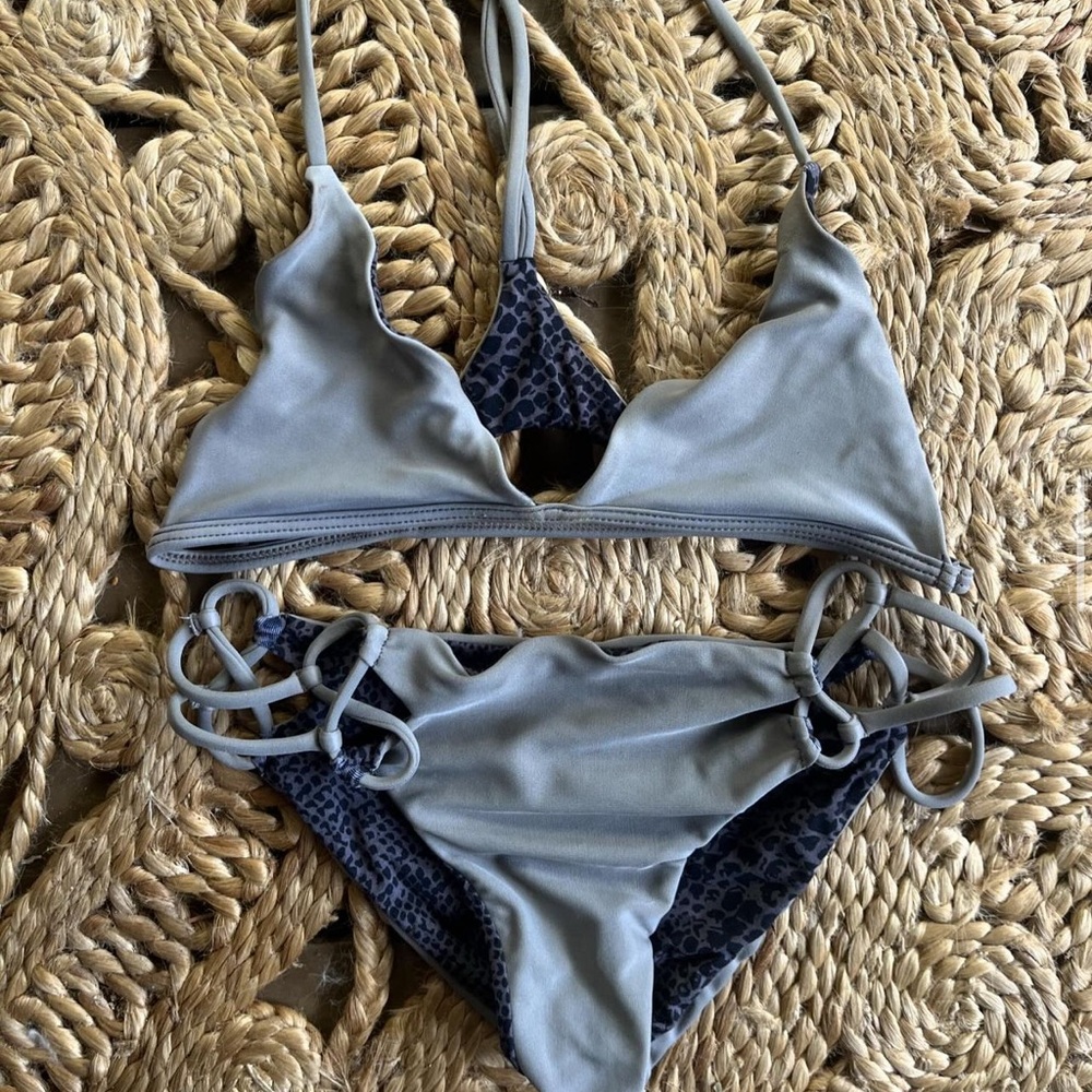 Acacia swim